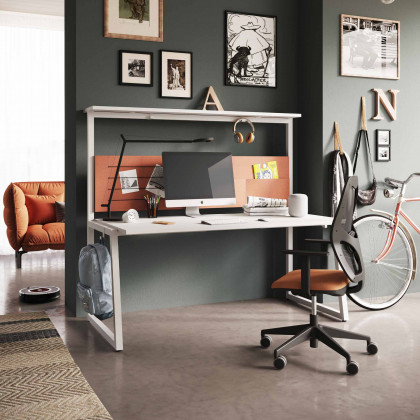 Desk Fusion with shelf and screen divider with X elastic bands